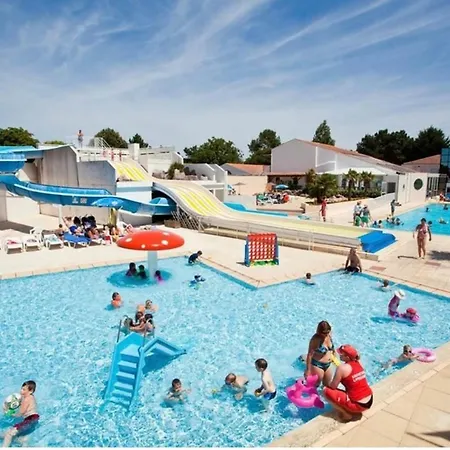 Campsite Eddy Et Anissia F123 Pour 6 Personnes Saint-Jean-de-Monts